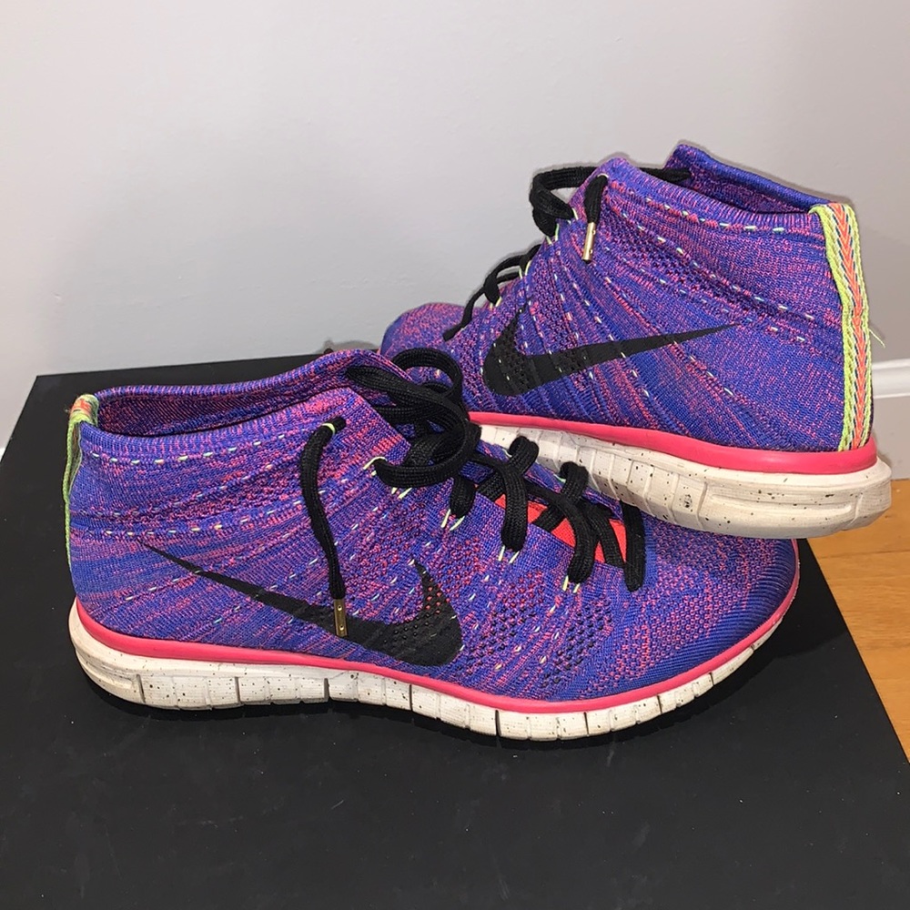 Men’s Nike Flyknit Chukka sz 9.5
